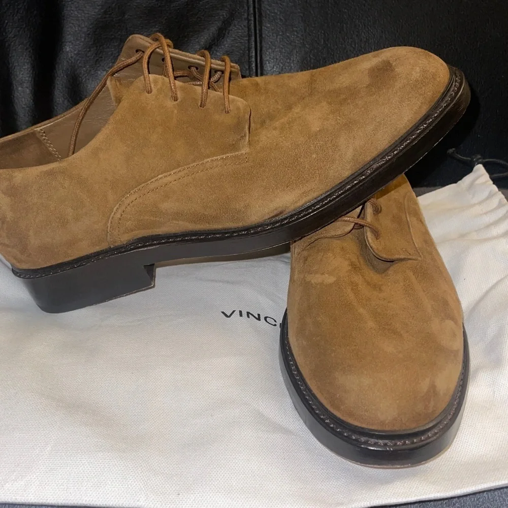 VINCE Men’s Davies Plain Toe Derby Tan Suede Oxfords Suede Size 9.5 US NWOB